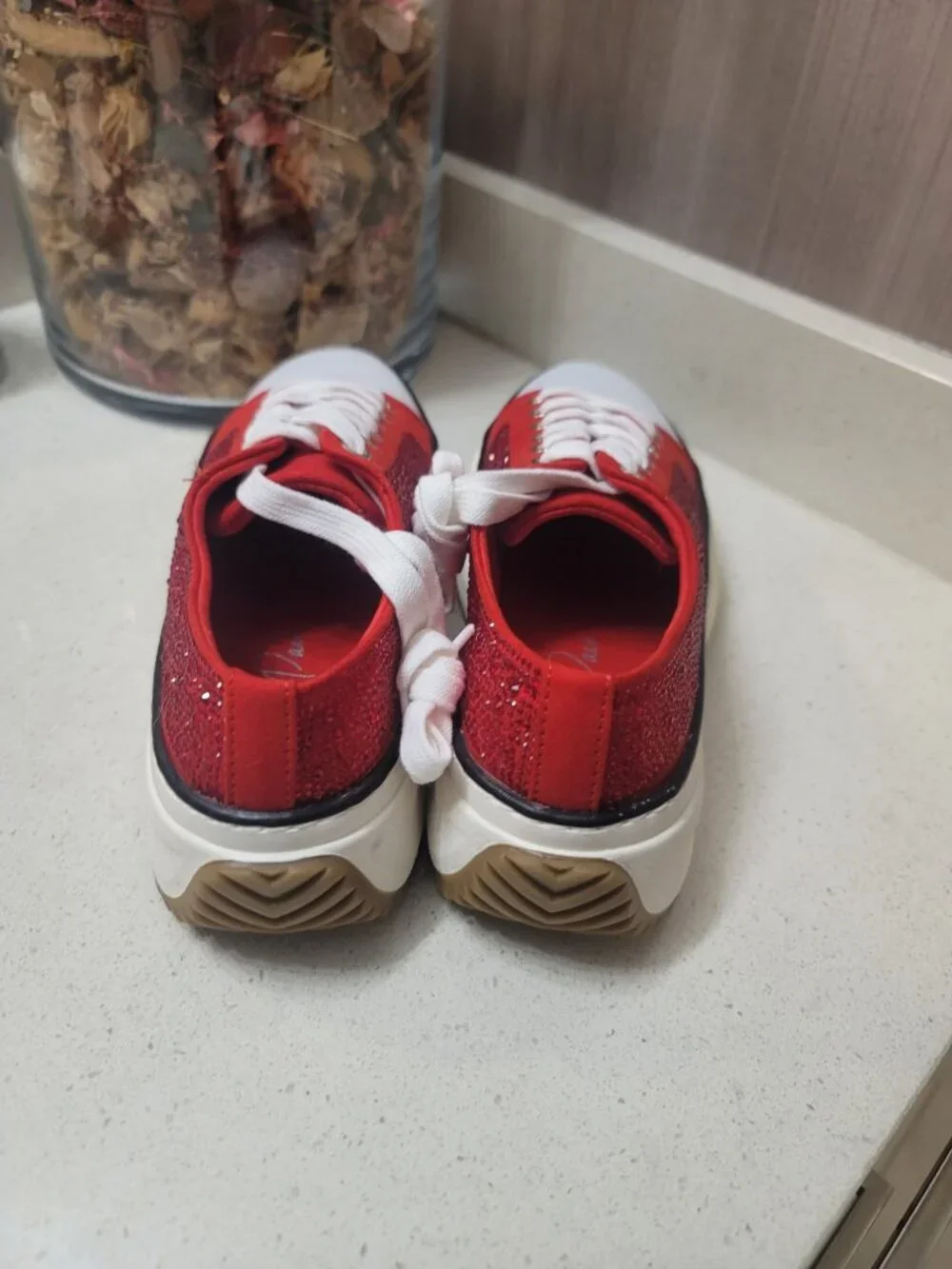 Wild Pair Red Glitter Highfive Bling Platform Sneakers New Sz 6 M